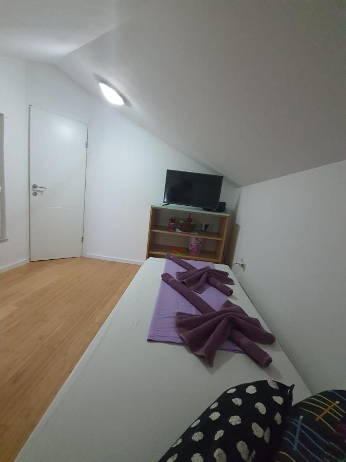 Apartment D Free Parking & Wifi, Walking Distance To Centrum ซาดาร์ ภายนอก รูปภาพ