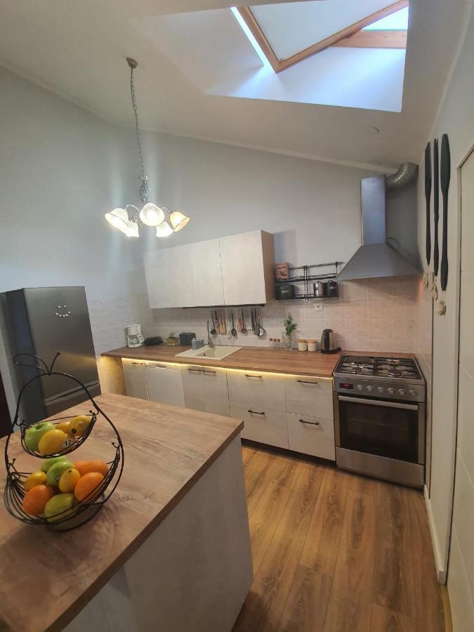 Apartment D Free Parking & Wifi, Walking Distance To Centrum ซาดาร์ ภายนอก รูปภาพ